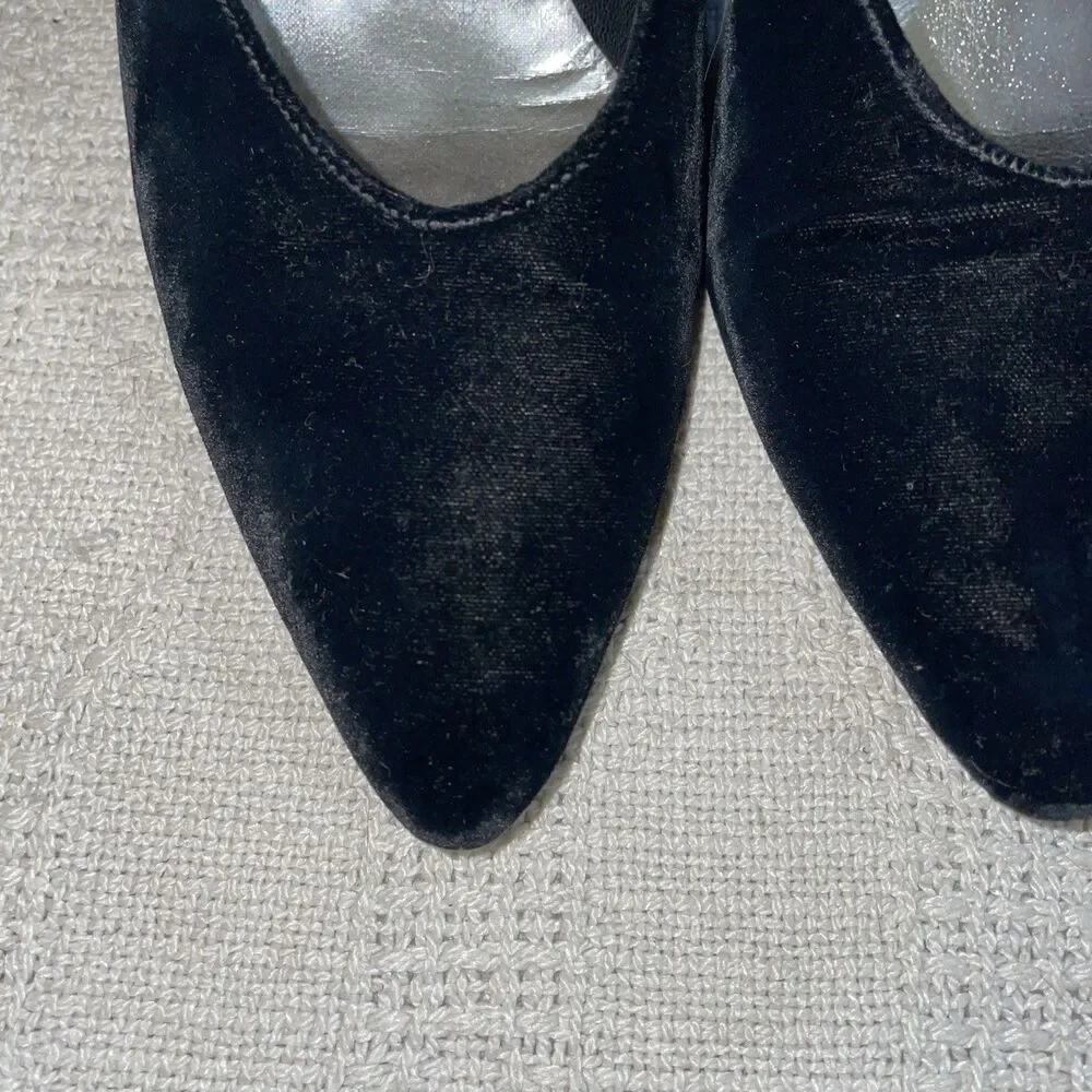 Stuart Weitzman Women’s Dress Pumps Size 7.5 B Black Velvet Going Out Party